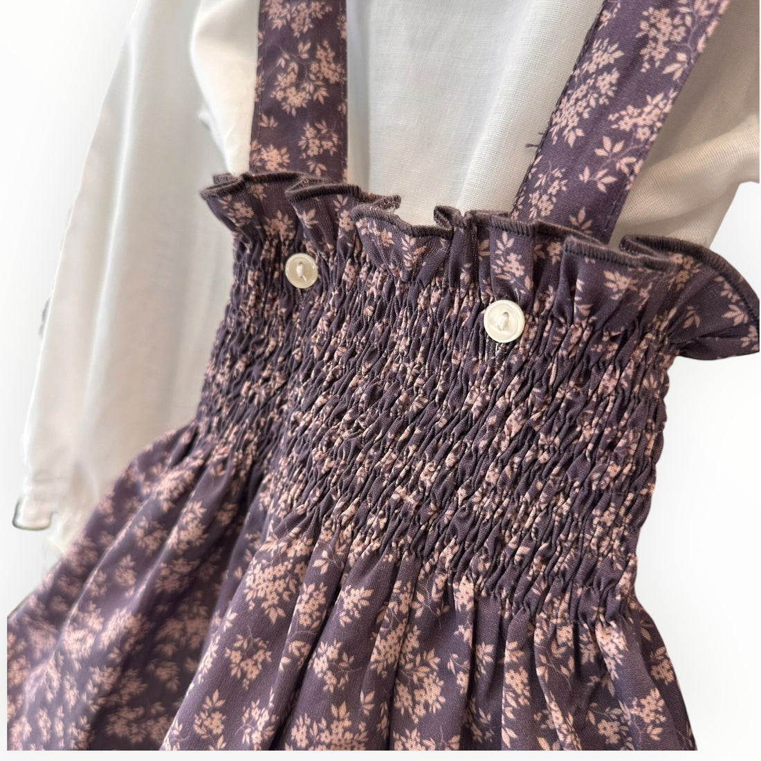 Falda frunces tirantes morada flor blanca