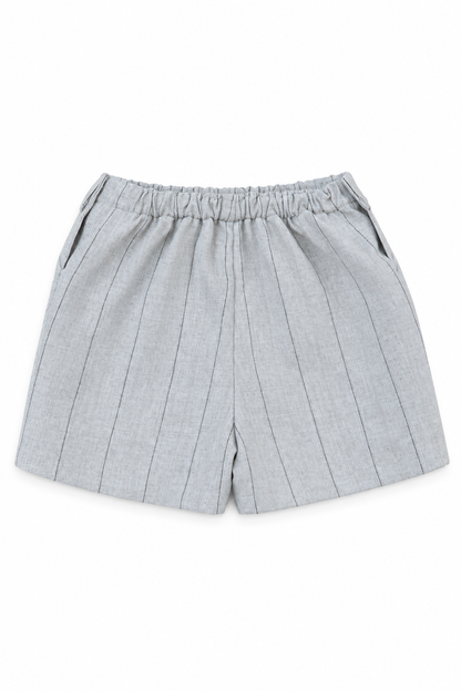PANTALÓN CORTO BEIGE RAYA GRIS
