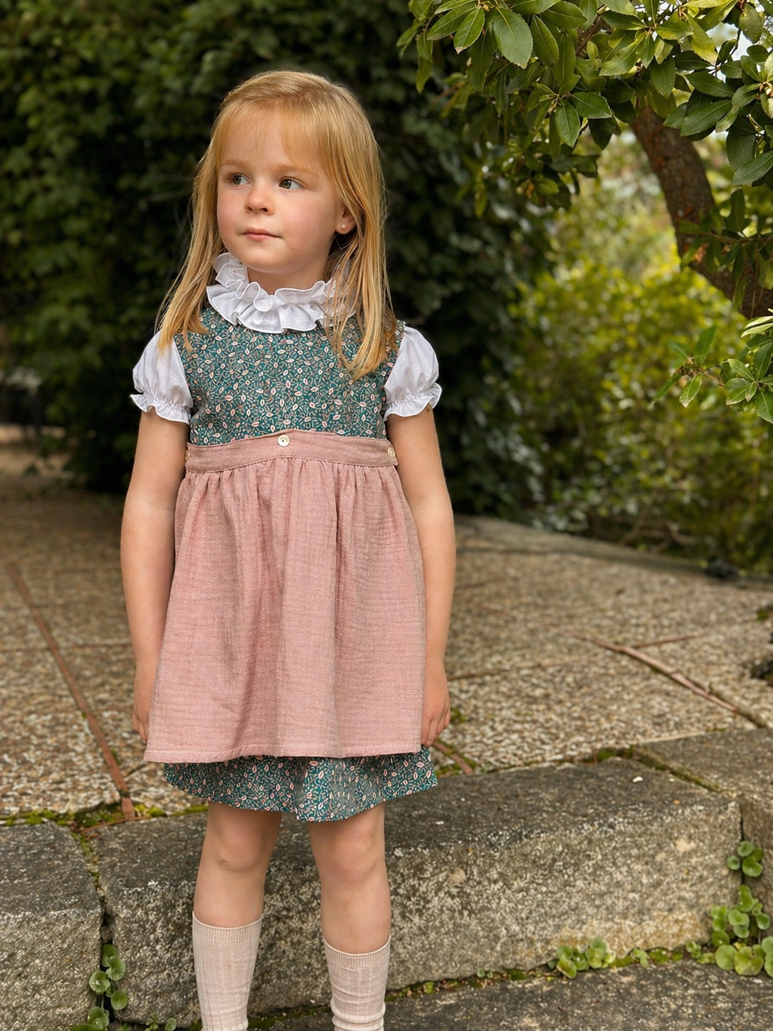 VESTIDO AUSTRIACO