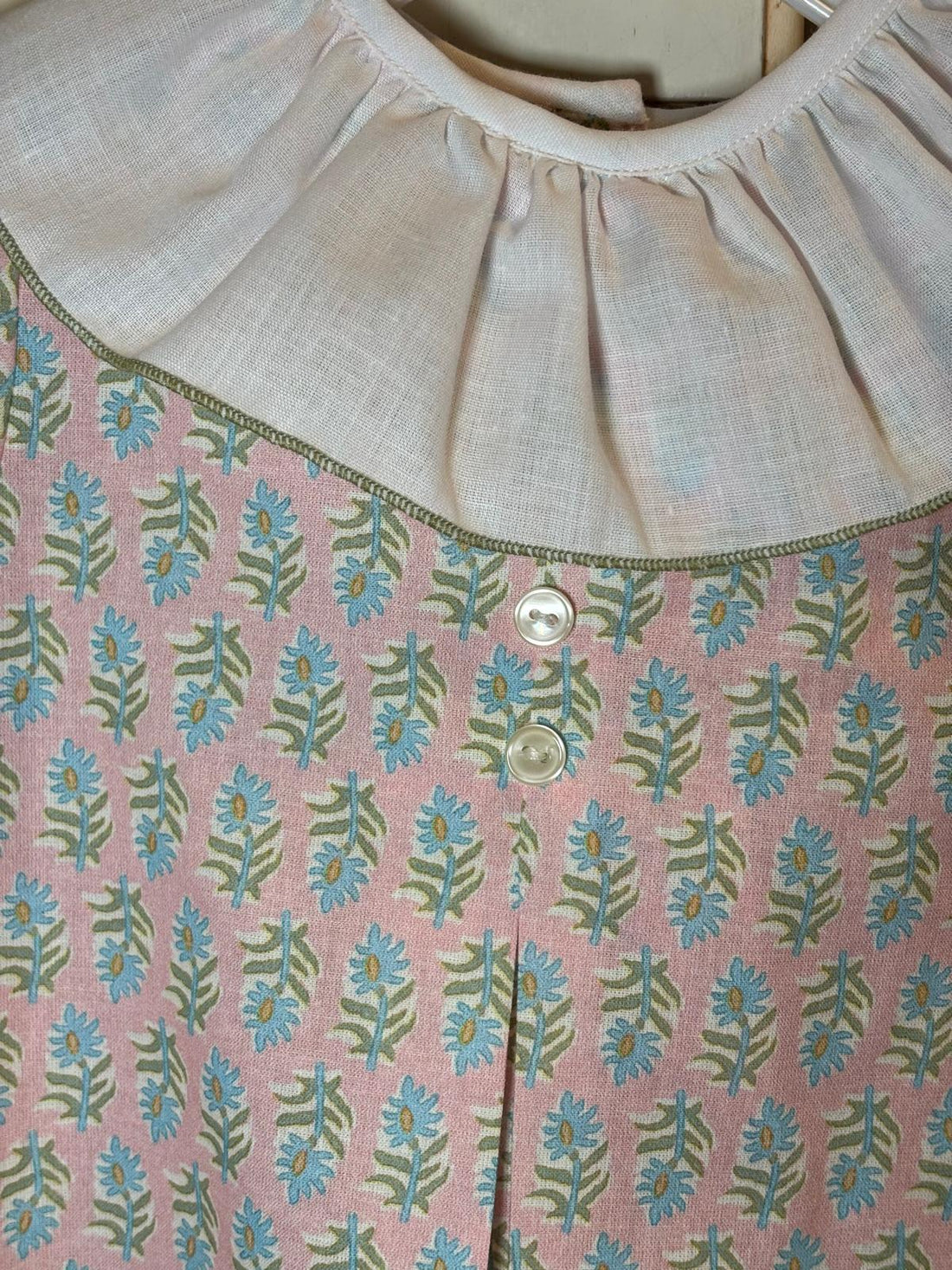 VESTIDO BABET ROSA FLOR AZUL